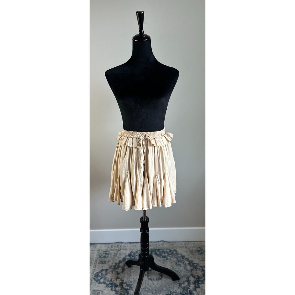 JUS DE POM Cream Layered Elastic Waist A Line Mini Skirt Size S/M
